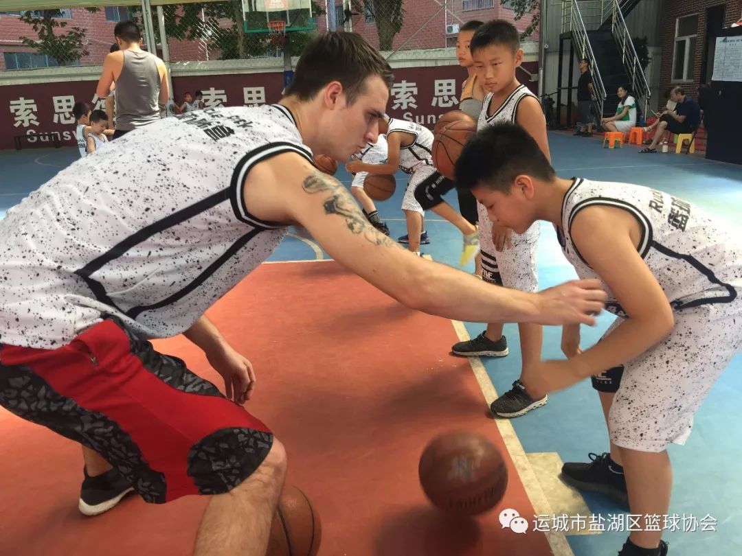 7岁儿童篮球基础训练计划方案_1